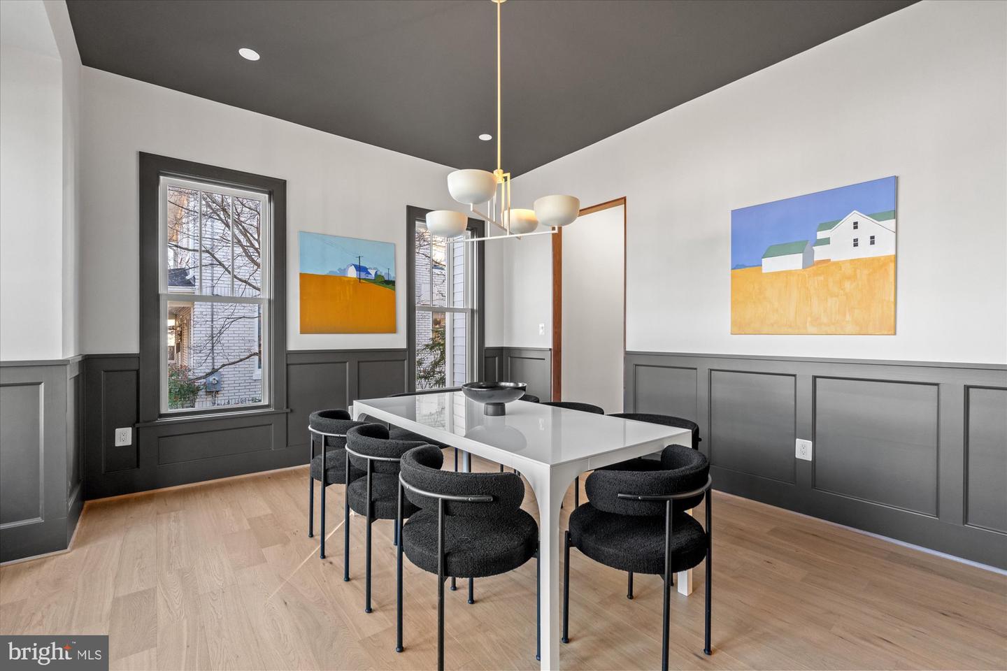 14 W BELLEFONTE AVE, ALEXANDRIA, Virginia 22301, 5 Bedrooms Bedrooms, ,5 BathroomsBathrooms,Residential,For sale,14 W BELLEFONTE AVE,VAAX2053240 MLS # VAAX2053240