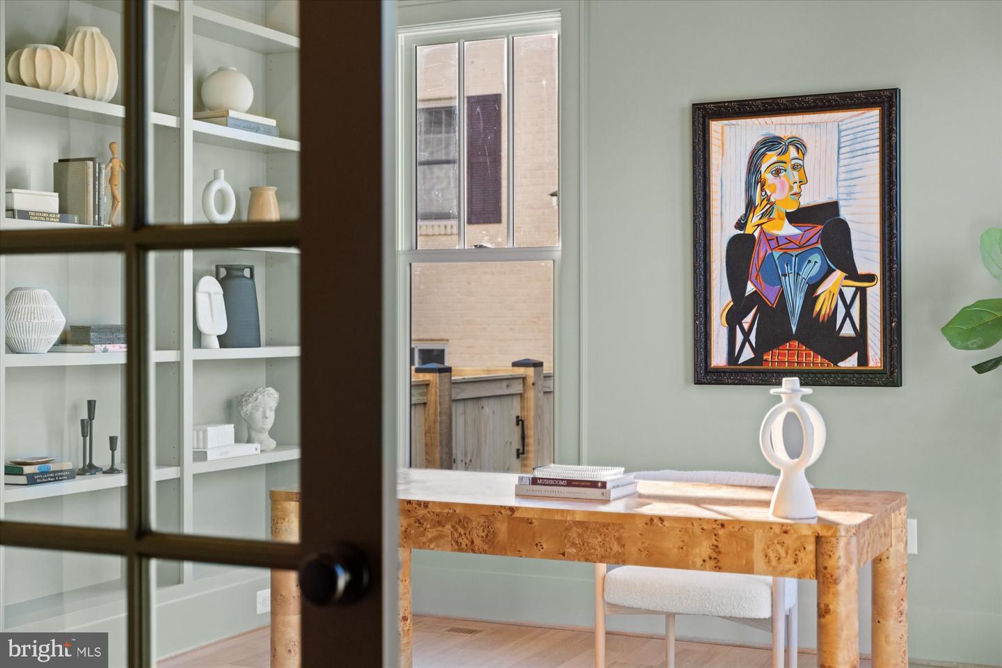 14 W BELLEFONTE AVE, ALEXANDRIA, Virginia 22301, 5 Bedrooms Bedrooms, ,5 BathroomsBathrooms,Residential,For sale,14 W BELLEFONTE AVE,VAAX2053240 MLS # VAAX2053240