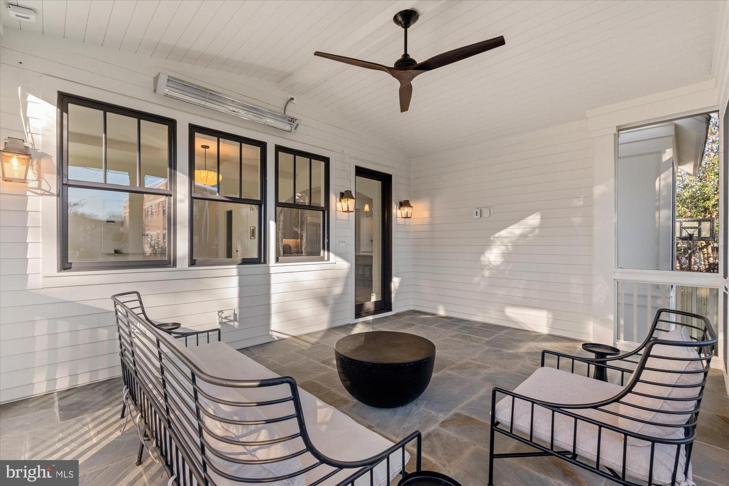 14 W BELLEFONTE AVE, ALEXANDRIA, Virginia 22301, 5 Bedrooms Bedrooms, ,5 BathroomsBathrooms,Residential,For sale,14 W BELLEFONTE AVE,VAAX2053240 MLS # VAAX2053240