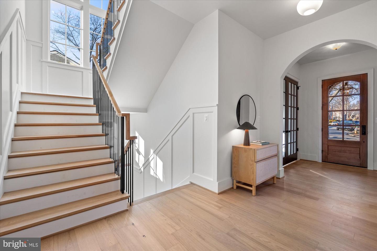 14 W BELLEFONTE AVE, ALEXANDRIA, Virginia 22301, 5 Bedrooms Bedrooms, ,5 BathroomsBathrooms,Residential,For sale,14 W BELLEFONTE AVE,VAAX2053240 MLS # VAAX2053240