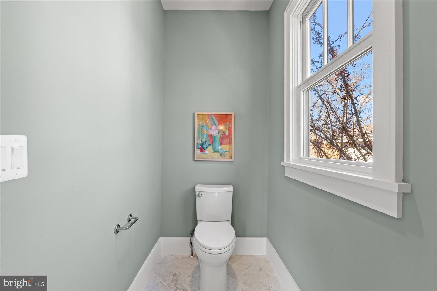 14 W BELLEFONTE AVE, ALEXANDRIA, Virginia 22301, 5 Bedrooms Bedrooms, ,5 BathroomsBathrooms,Residential,For sale,14 W BELLEFONTE AVE,VAAX2053240 MLS # VAAX2053240