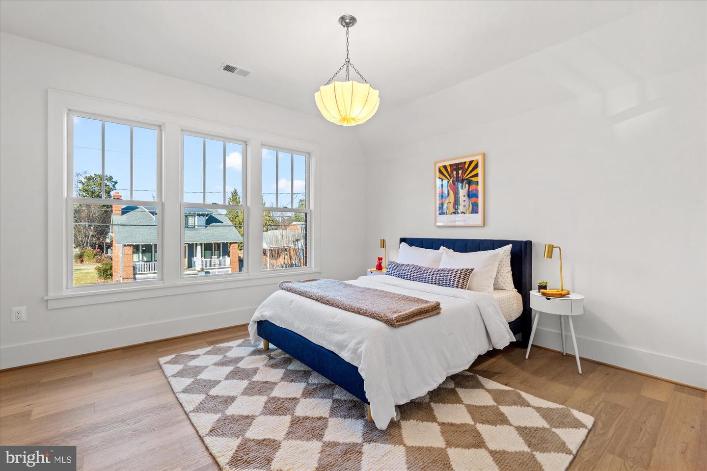 14 W BELLEFONTE AVE, ALEXANDRIA, Virginia 22301, 5 Bedrooms Bedrooms, ,5 BathroomsBathrooms,Residential,For sale,14 W BELLEFONTE AVE,VAAX2053240 MLS # VAAX2053240