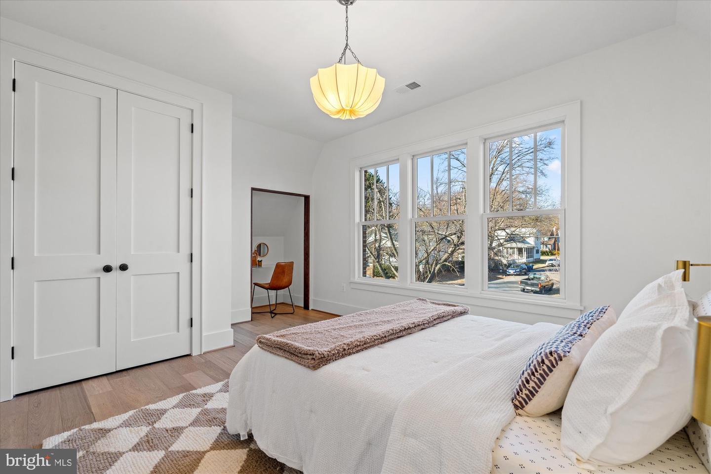 14 W BELLEFONTE AVE, ALEXANDRIA, Virginia 22301, 5 Bedrooms Bedrooms, ,5 BathroomsBathrooms,Residential,For sale,14 W BELLEFONTE AVE,VAAX2053240 MLS # VAAX2053240