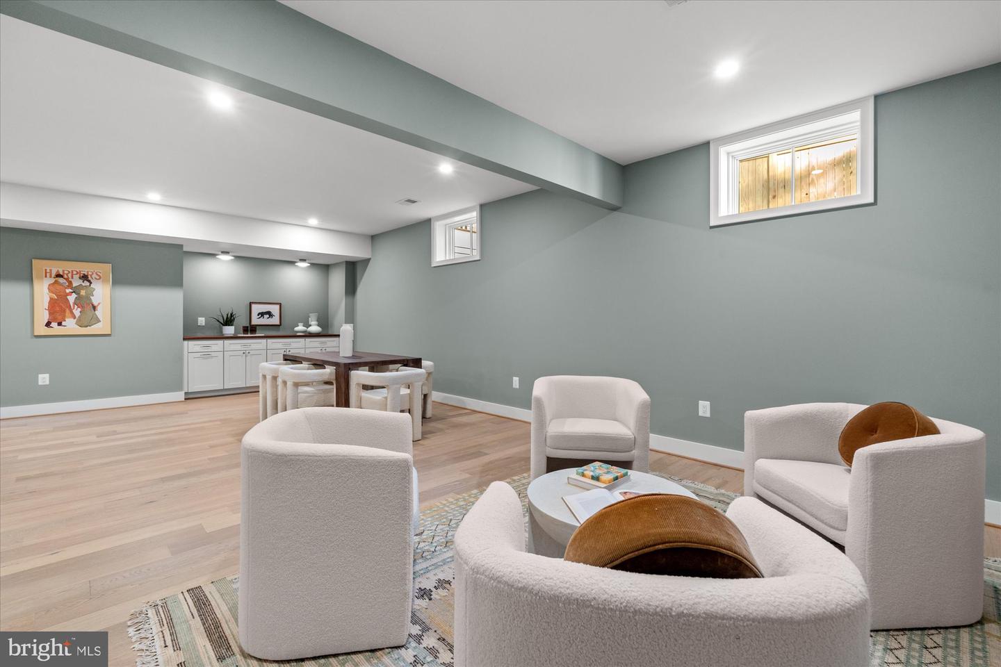 14 W BELLEFONTE AVE, ALEXANDRIA, Virginia 22301, 5 Bedrooms Bedrooms, ,5 BathroomsBathrooms,Residential,For sale,14 W BELLEFONTE AVE,VAAX2053240 MLS # VAAX2053240