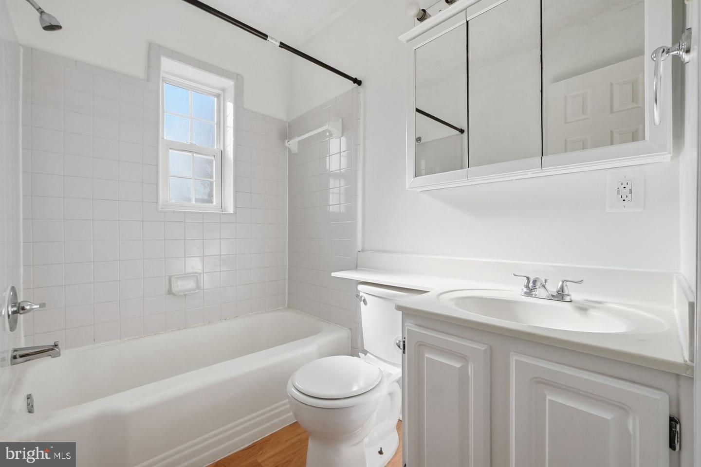 2239 FARRINGTON AVE #05-302, ALEXANDRIA, Virginia 22303, 2 Bedrooms Bedrooms, ,1 BathroomBathrooms,Residential,For sale,2239 FARRINGTON AVE #05-302,VAFX2286106 MLS # VAFX2286106 2239 FARRINGTON AVE #05-302, ALEXANDRIA, Virginia 22303, 2 Bedrooms Bedrooms, ,1 BathroomBathrooms,Residential,For sale,2239 FARRINGTON AVE #05-302,VAFX2286106 MLS # VAFX2286106