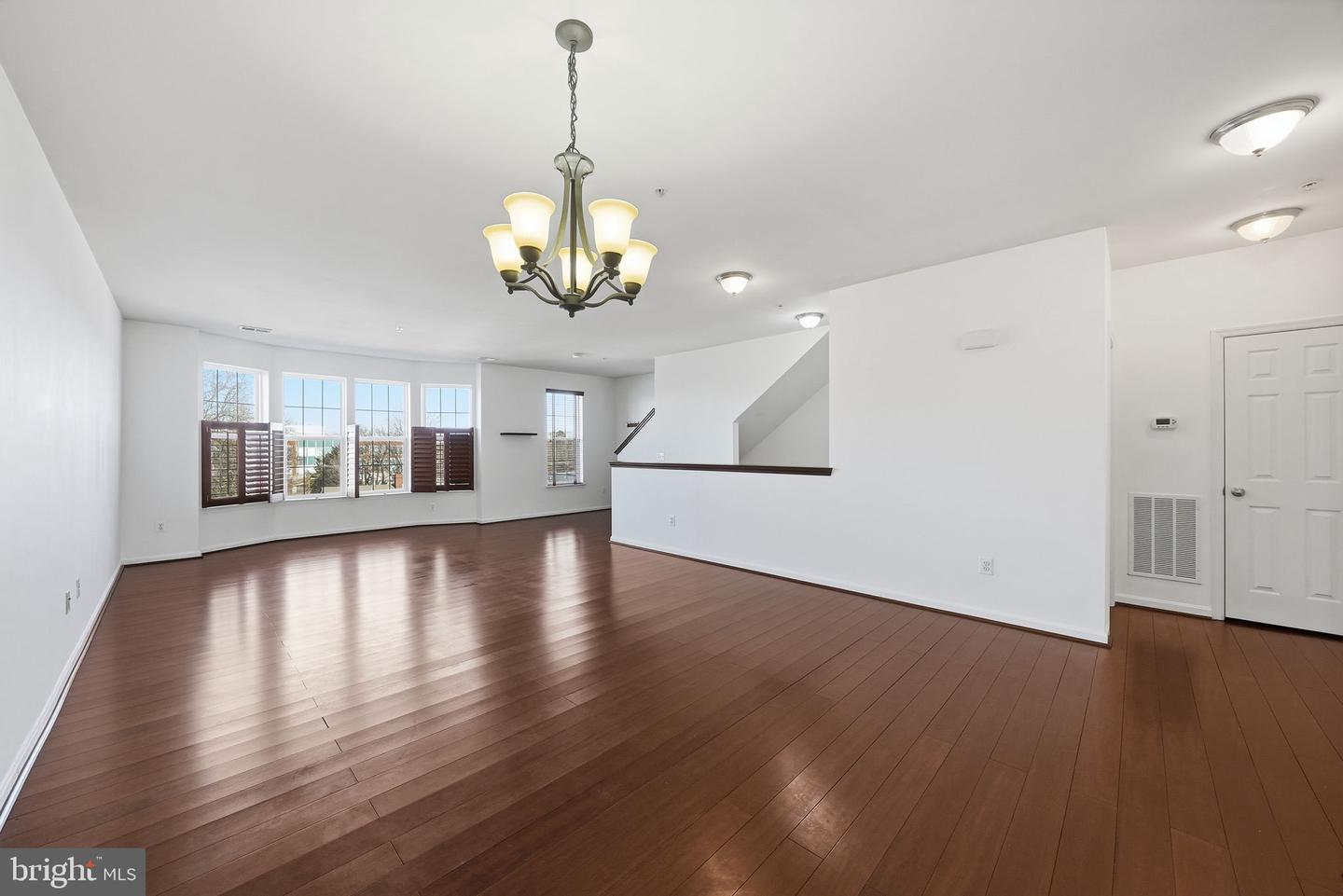 9539 CENTER ST, MANASSAS, Virginia 20110, 3 Bedrooms Bedrooms, 7 Rooms Rooms,2 BathroomsBathrooms,Residential,For sale,9539 CENTER ST,VAMN2009972 MLS # VAMN2009972