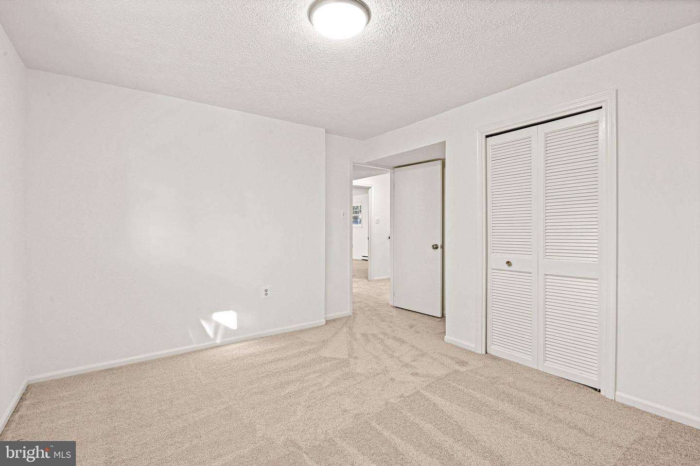 503 E CHARLOTTE ST, STERLING, Virginia 20164, 4 Bedrooms Bedrooms, ,2 BathroomsBathrooms,Residential,For sale,503 E CHARLOTTE ST,VALO2114136 MLS # VALO2114136