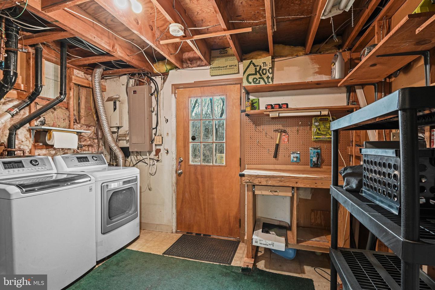 503 E CHARLOTTE ST, STERLING, Virginia 20164, 4 Bedrooms Bedrooms, ,2 BathroomsBathrooms,Residential,For sale,503 E CHARLOTTE ST,VALO2114136 MLS # VALO2114136