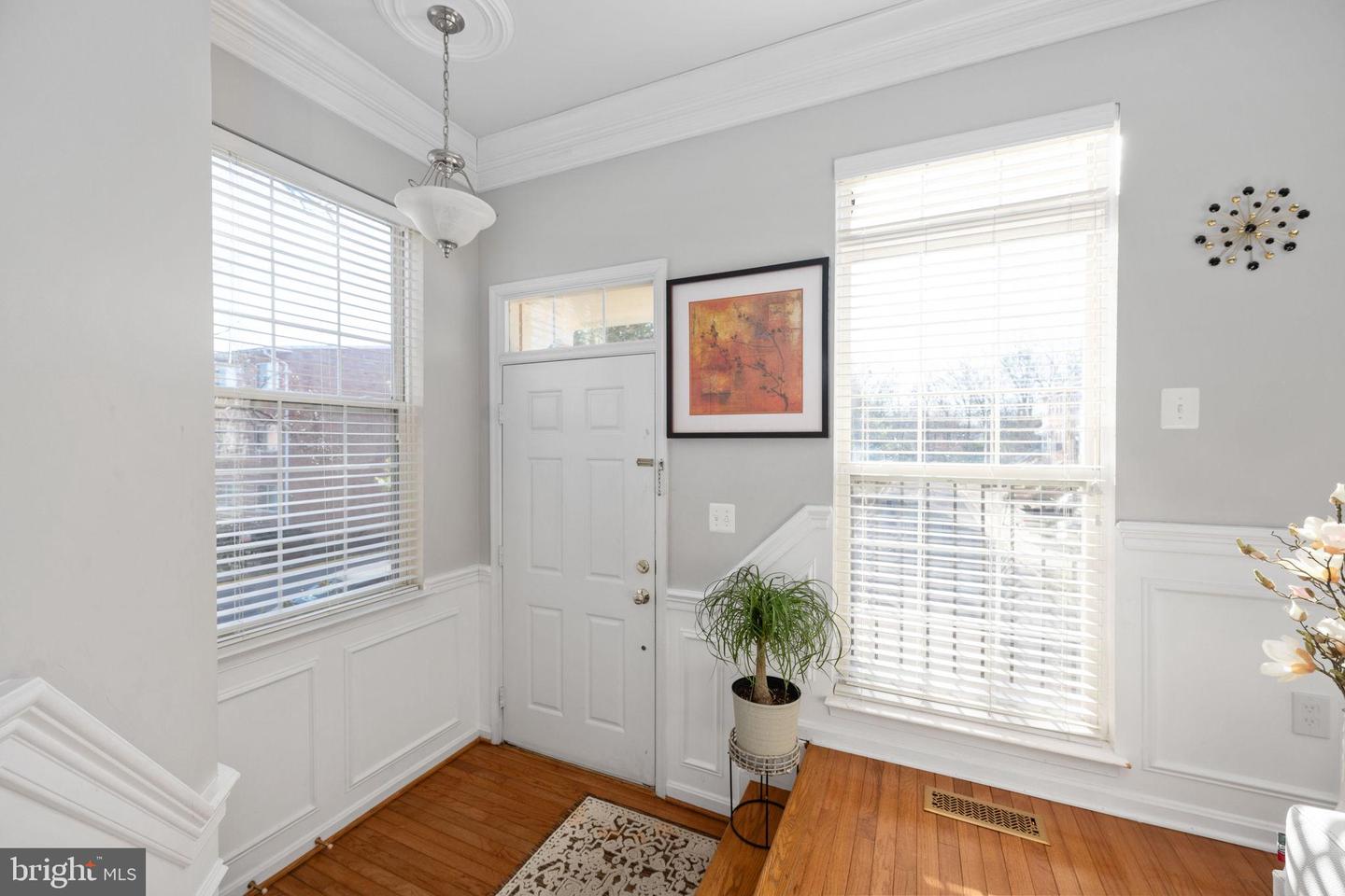 8593 WYNGATE MANOR CT, ALEXANDRIA, Virginia 22309, 3 Bedrooms Bedrooms, 7 Rooms Rooms,2 BathroomsBathrooms,Residential,For sale,8593 WYNGATE MANOR CT,VAFX2286238 MLS # VAFX2286238