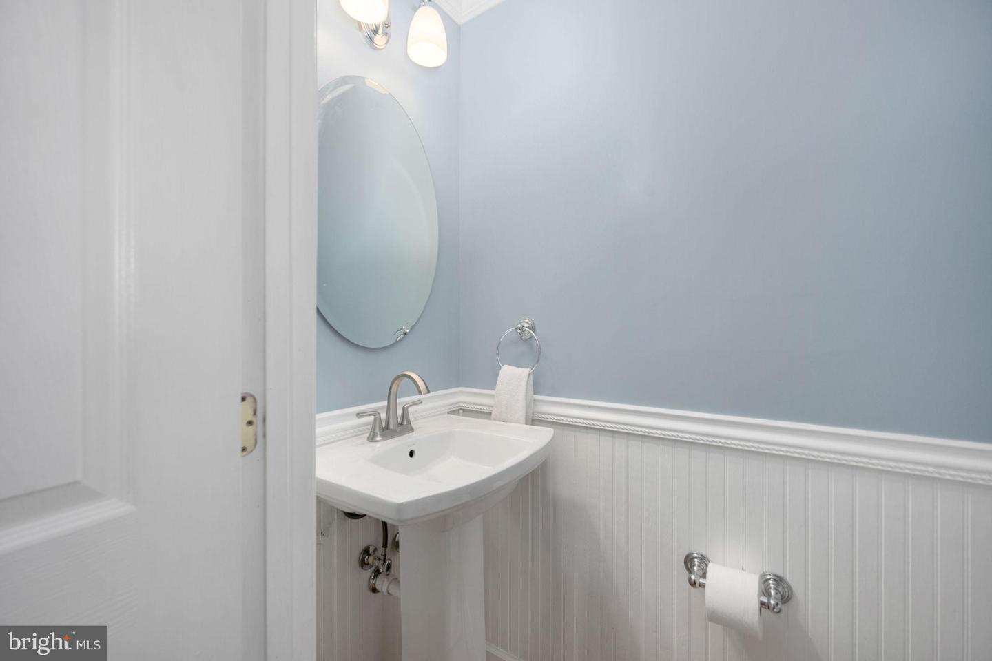 8593 WYNGATE MANOR CT, ALEXANDRIA, Virginia 22309, 3 Bedrooms Bedrooms, 7 Rooms Rooms,2 BathroomsBathrooms,Residential,For sale,8593 WYNGATE MANOR CT,VAFX2286238 MLS # VAFX2286238