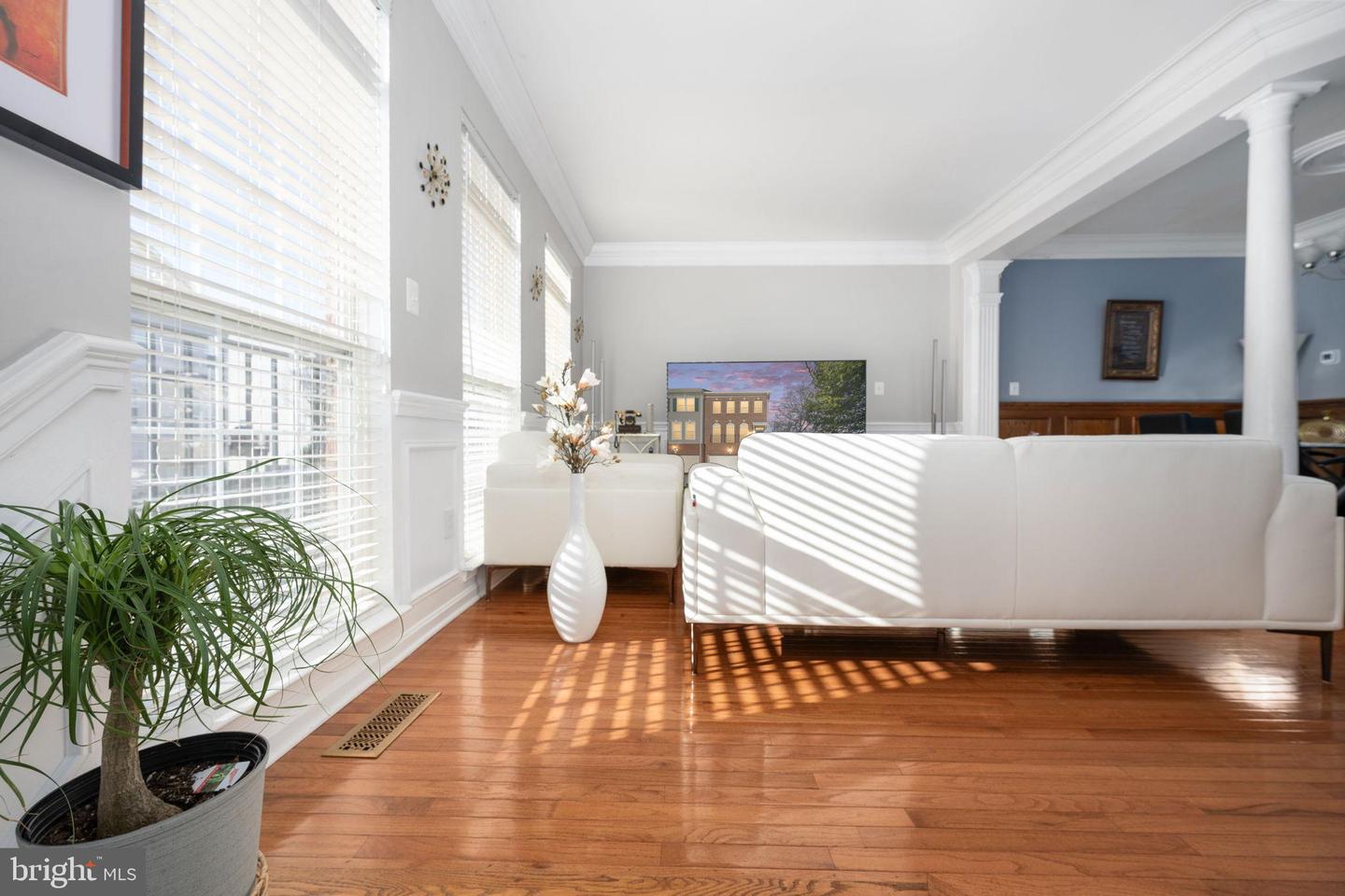 8593 WYNGATE MANOR CT, ALEXANDRIA, Virginia 22309, 3 Bedrooms Bedrooms, 7 Rooms Rooms,2 BathroomsBathrooms,Residential,For sale,8593 WYNGATE MANOR CT,VAFX2286238 MLS # VAFX2286238