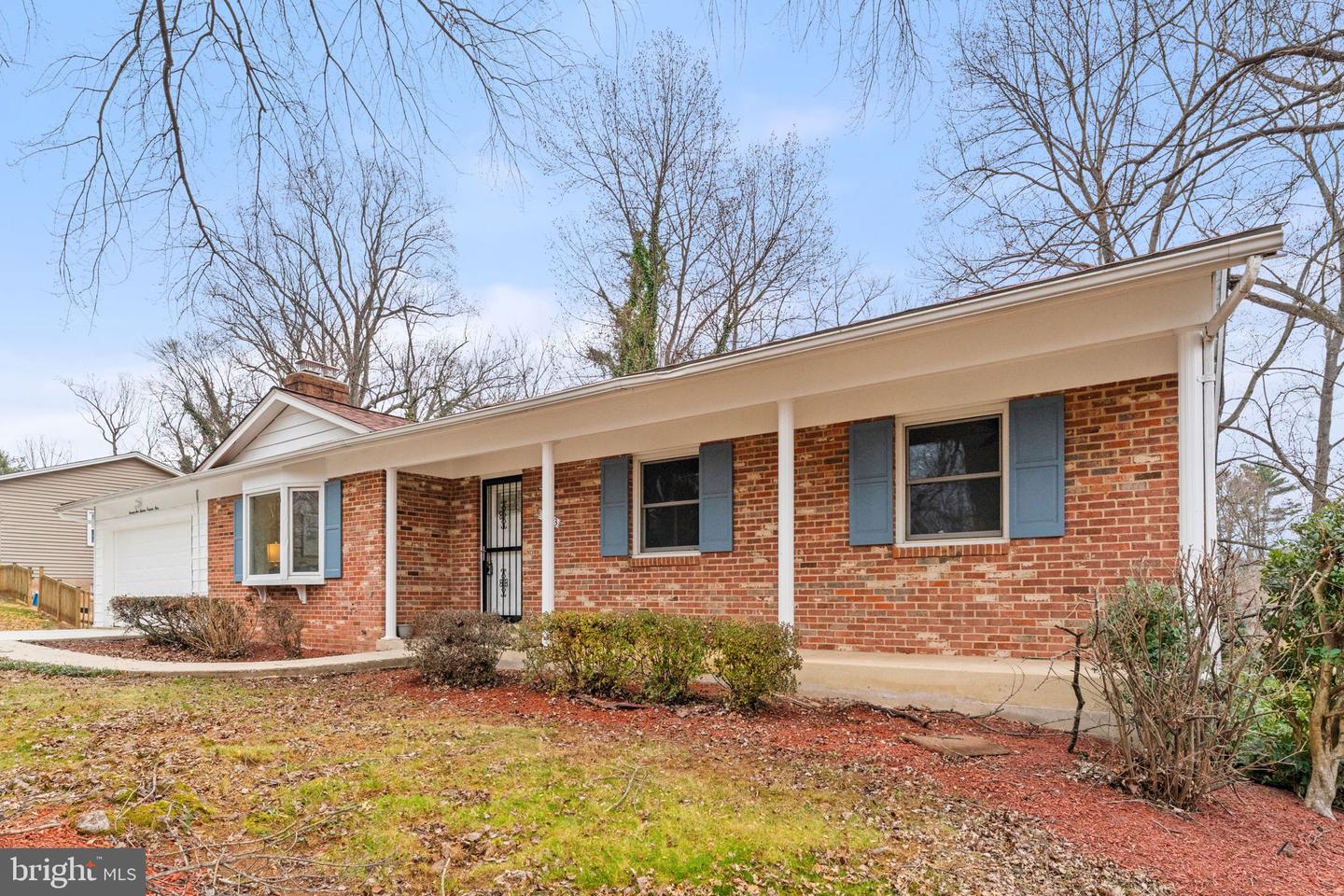 7113 PENGUIN PL, FALLS CHURCH, Virginia 22043, 4 Bedrooms Bedrooms, ,4 BathroomsBathrooms,Residential,For sale,7113 PENGUIN PL,VAFX2286438 MLS # VAFX2286438