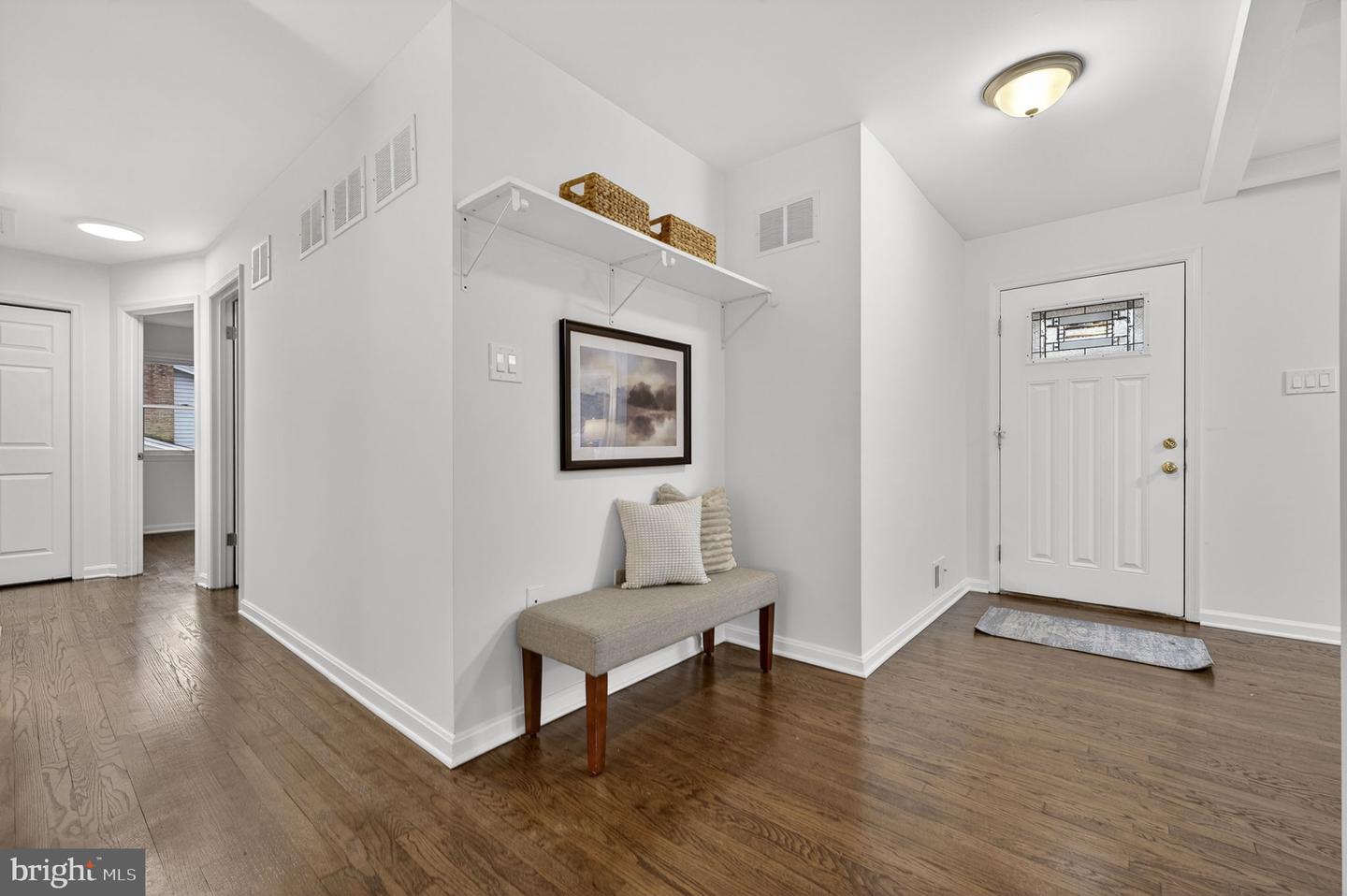 7113 PENGUIN PL, FALLS CHURCH, Virginia 22043, 4 Bedrooms Bedrooms, ,4 BathroomsBathrooms,Residential,For sale,7113 PENGUIN PL,VAFX2286438 MLS # VAFX2286438