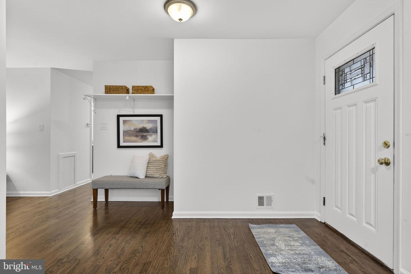 7113 PENGUIN PL, FALLS CHURCH, Virginia 22043, 4 Bedrooms Bedrooms, ,4 BathroomsBathrooms,Residential,For sale,7113 PENGUIN PL,VAFX2286438 MLS # VAFX2286438