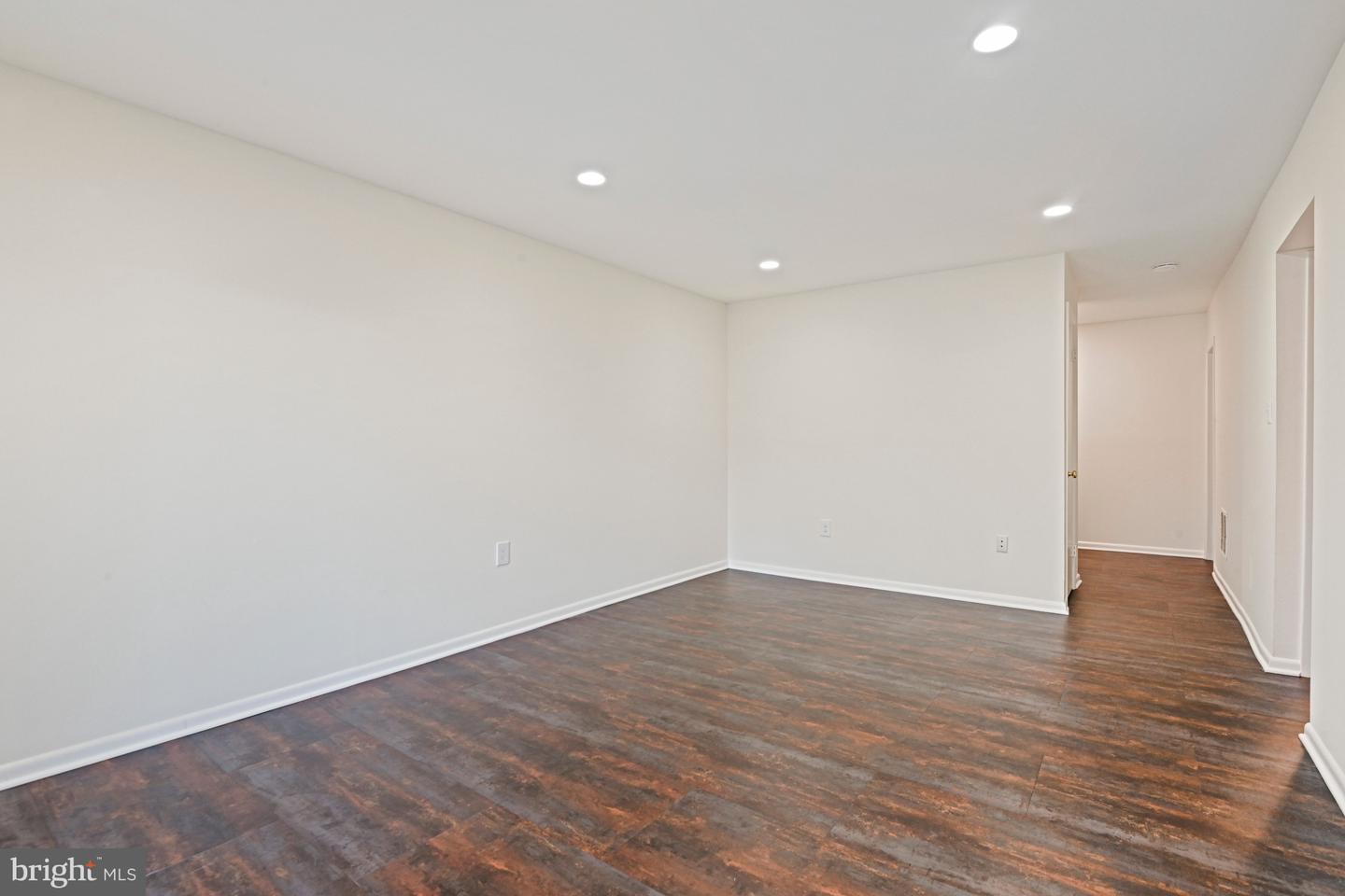 2029 CHADDS FORD, RESTON, Virginia 20191, 4 Bedrooms Bedrooms, 16 Rooms Rooms,3 BathroomsBathrooms,Residential,For sale,2029 CHADDS FORD,VAFX2286458 MLS # VAFX2286458 2029 CHADDS FORD, RESTON, Virginia 20191, 4 Bedrooms Bedrooms, 16 Rooms Rooms,3 BathroomsBathrooms,Residential,For sale,2029 CHADDS FORD,VAFX2286458 MLS # VAFX2286458