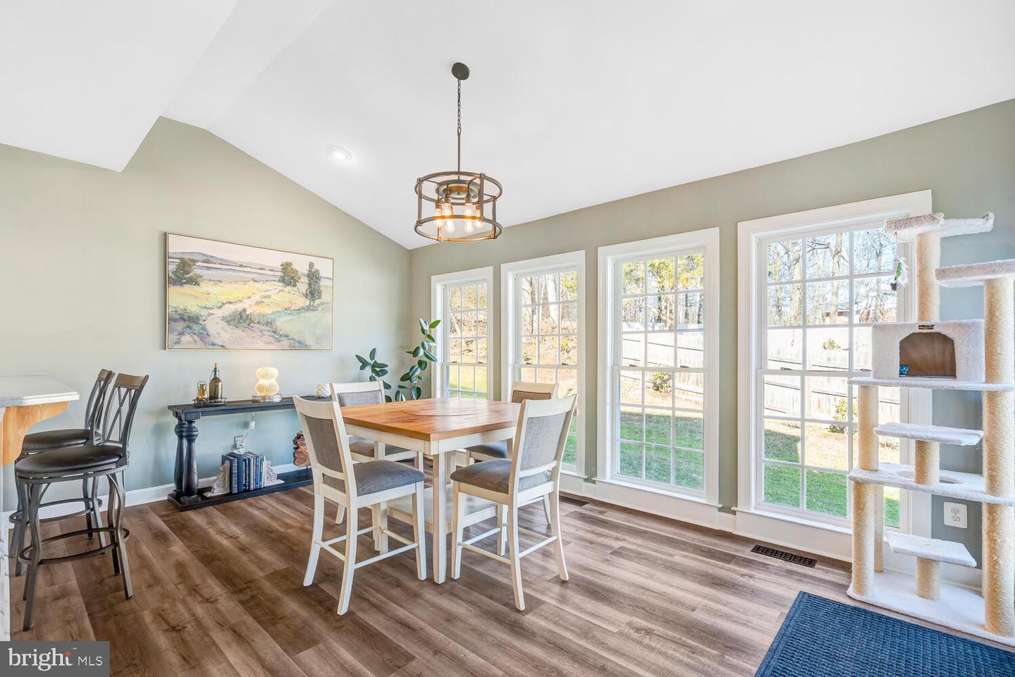 7101 NEW KENSINGTON CT, WARRENTON, Virginia 20187, 4 Bedrooms Bedrooms, ,3 BathroomsBathrooms,Residential,For sale,7101 NEW KENSINGTON CT,VAFQ2020170 MLS # VAFQ2020170