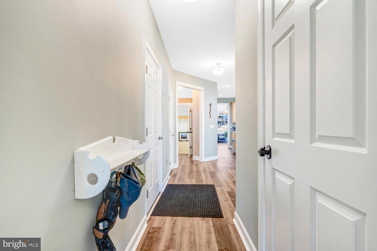 7101 NEW KENSINGTON CT, WARRENTON, Virginia 20187, 4 Bedrooms Bedrooms, ,3 BathroomsBathrooms,Residential,For sale,7101 NEW KENSINGTON CT,VAFQ2020170 MLS # VAFQ2020170