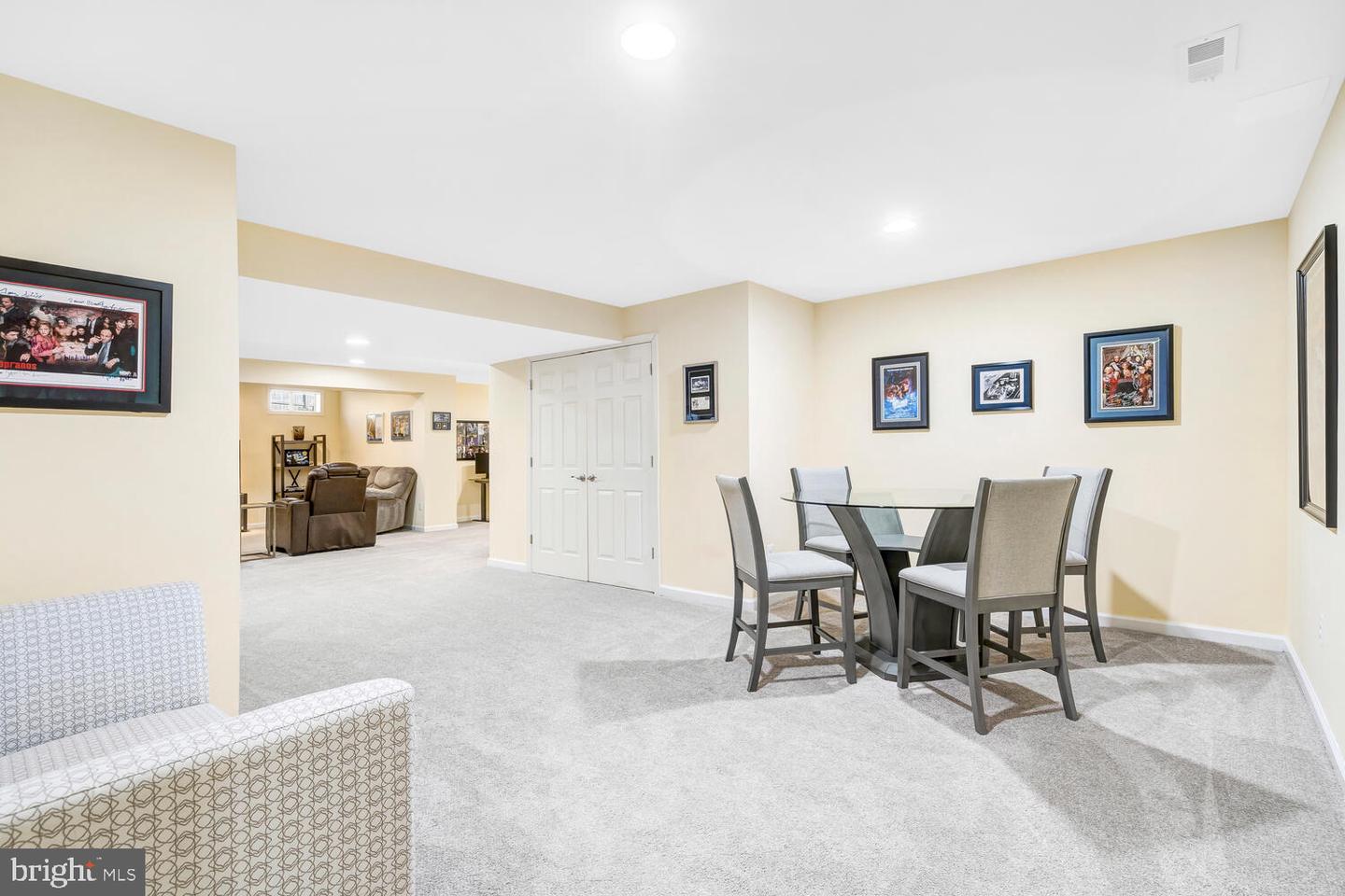 7101 NEW KENSINGTON CT, WARRENTON, Virginia 20187, 4 Bedrooms Bedrooms, ,3 BathroomsBathrooms,Residential,For sale,7101 NEW KENSINGTON CT,VAFQ2020170 MLS # VAFQ2020170