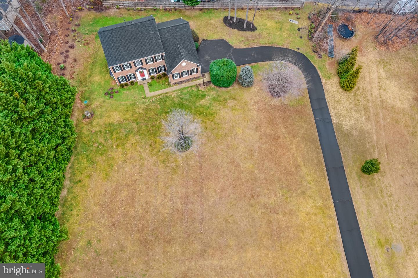 7101 NEW KENSINGTON CT, WARRENTON, Virginia 20187, 4 Bedrooms Bedrooms, ,3 BathroomsBathrooms,Residential,For sale,7101 NEW KENSINGTON CT,VAFQ2020170 MLS # VAFQ2020170