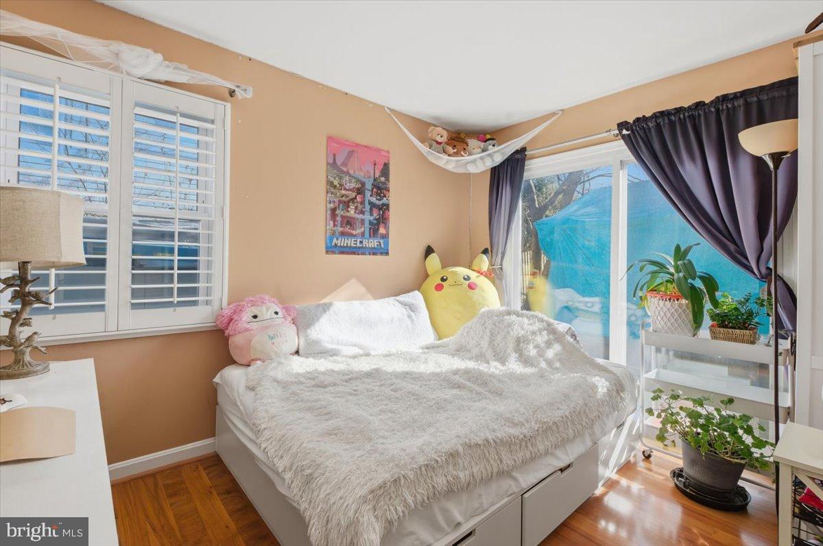 13315 PENNYPACKER LN, FAIRFAX, Virginia 22033, 4 Bedrooms Bedrooms, 13 Rooms Rooms,2 BathroomsBathrooms,Residential,For sale,13315 PENNYPACKER LN,VAFX2286486 MLS # VAFX2286486