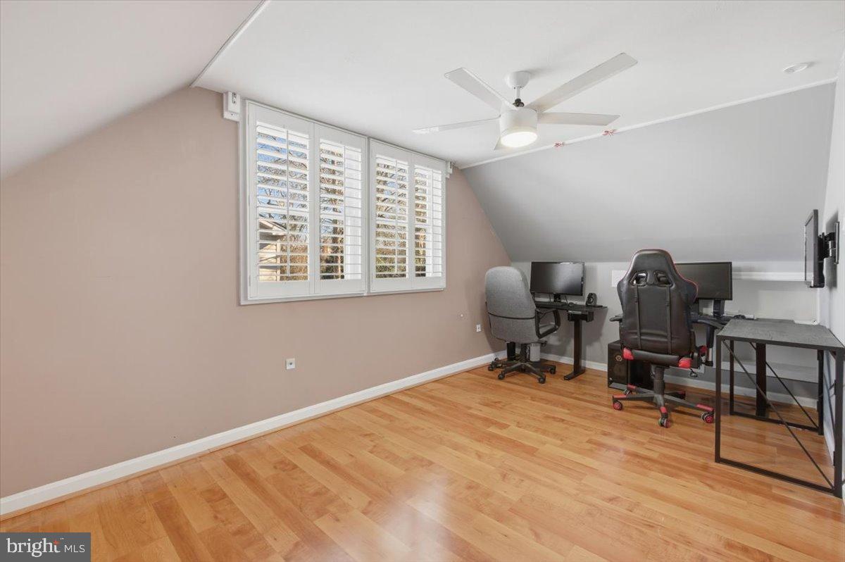 13315 PENNYPACKER LN, FAIRFAX, Virginia 22033, 4 Bedrooms Bedrooms, 13 Rooms Rooms,2 BathroomsBathrooms,Residential,For sale,13315 PENNYPACKER LN,VAFX2286486 MLS # VAFX2286486