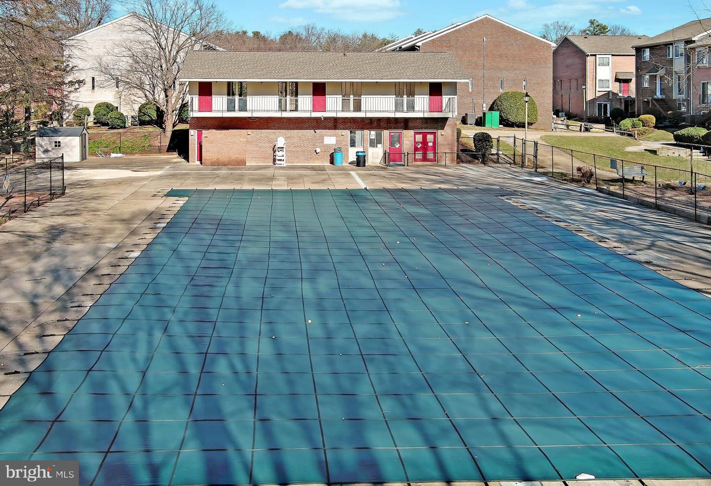 4599 LOGSDON DR #37, ANNANDALE, Virginia 22003, 3 Bedrooms Bedrooms, ,2 BathroomsBathrooms,Residential,For sale,4599 LOGSDON DR #37,VAFX2286502 MLS # VAFX2286502 4599 LOGSDON DR #37, ANNANDALE, Virginia 22003, 3 Bedrooms Bedrooms, ,2 BathroomsBathrooms,Residential,For sale,4599 LOGSDON DR #37,VAFX2286502 MLS # VAFX2286502