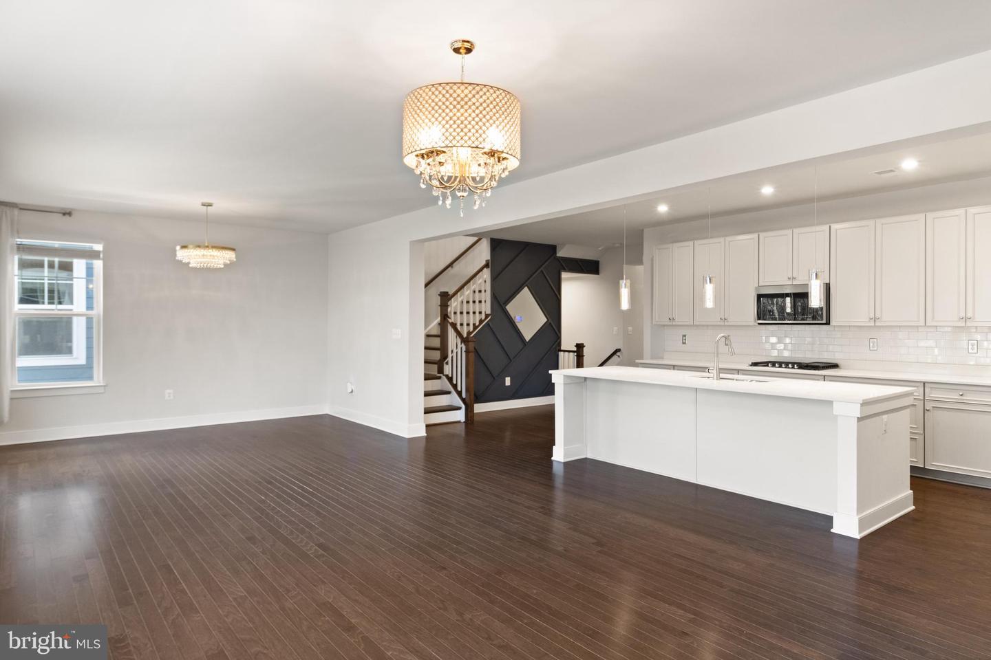 1527 MEADOWLARK GLEN RD, DUMFRIES, Virginia 22026, 4 Bedrooms Bedrooms, ,3 BathroomsBathrooms,Residential,For sale,1527 MEADOWLARK GLEN RD,VAPW2110832 MLS # VAPW2110832