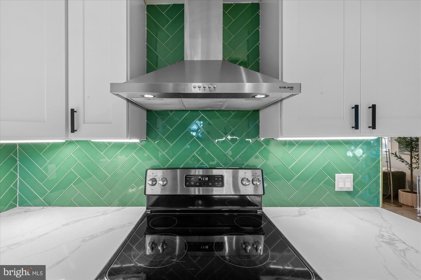 322 HUME AVE, ALEXANDRIA, Virginia 22301, 3 Bedrooms Bedrooms, ,3 BathroomsBathrooms,Residential,For sale,322 HUME AVE,VAAX2053320 MLS # VAAX2053320 322 HUME AVE, ALEXANDRIA, Virginia 22301, 3 Bedrooms Bedrooms, ,3 BathroomsBathrooms,Residential,For sale,322 HUME AVE,VAAX2053320 MLS # VAAX2053320