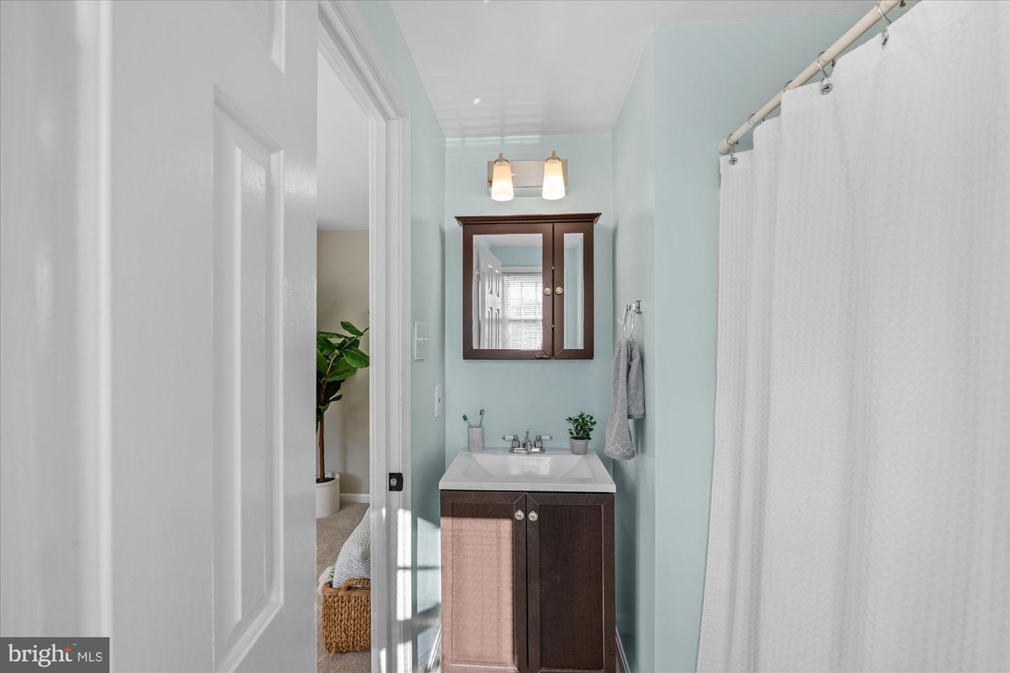 322 HUME AVE, ALEXANDRIA, Virginia 22301, 3 Bedrooms Bedrooms, ,3 BathroomsBathrooms,Residential,For sale,322 HUME AVE,VAAX2053320 MLS # VAAX2053320 322 HUME AVE, ALEXANDRIA, Virginia 22301, 3 Bedrooms Bedrooms, ,3 BathroomsBathrooms,Residential,For sale,322 HUME AVE,VAAX2053320 MLS # VAAX2053320