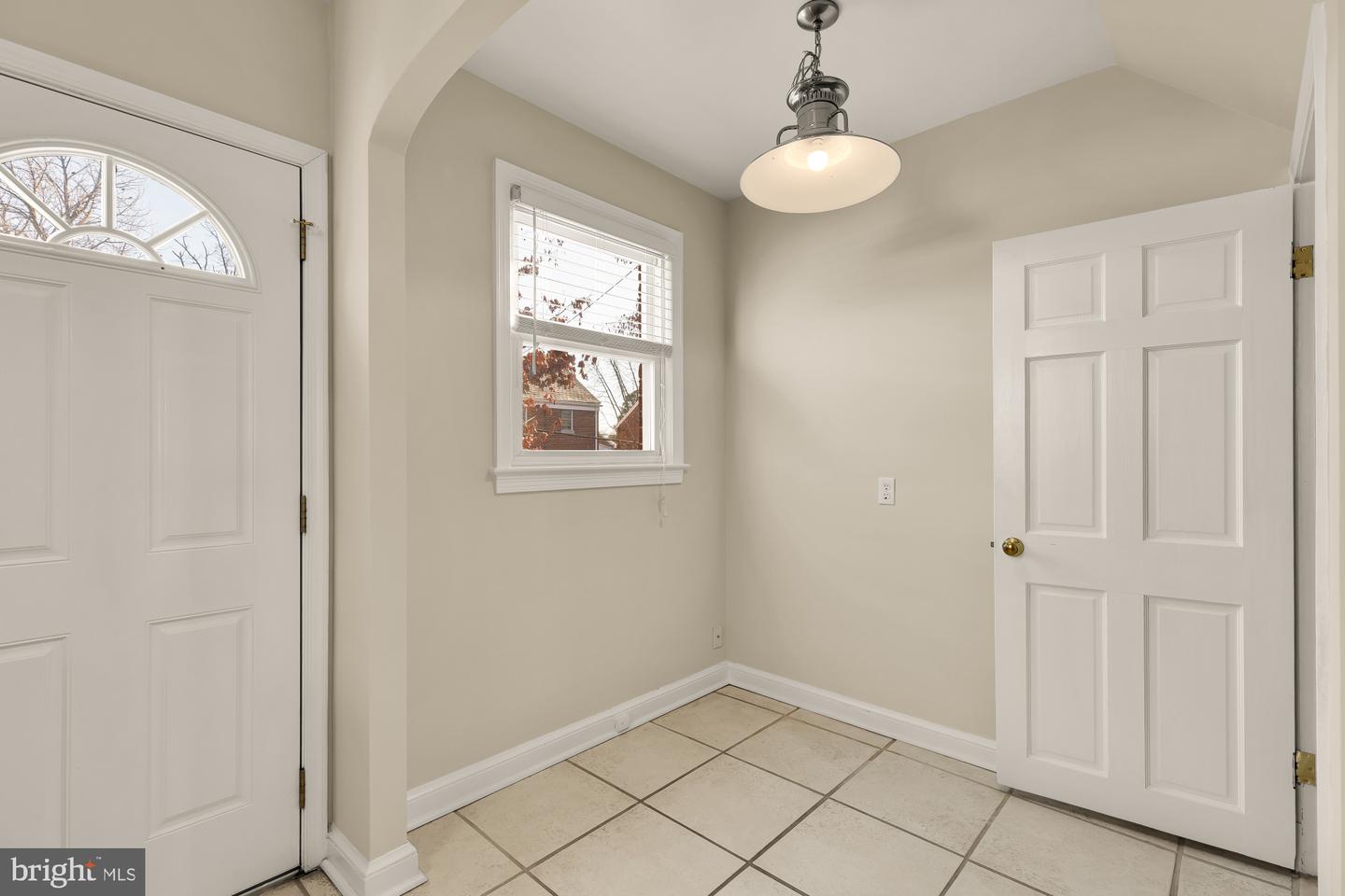 3805 17TH ST NE, WASHINGTON, District Of Columbia 20018, 3 Bedrooms Bedrooms, ,3 BathroomsBathrooms,Residential,For sale,3805 17TH ST NE,DCDC2242138 MLS # DCDC2242138