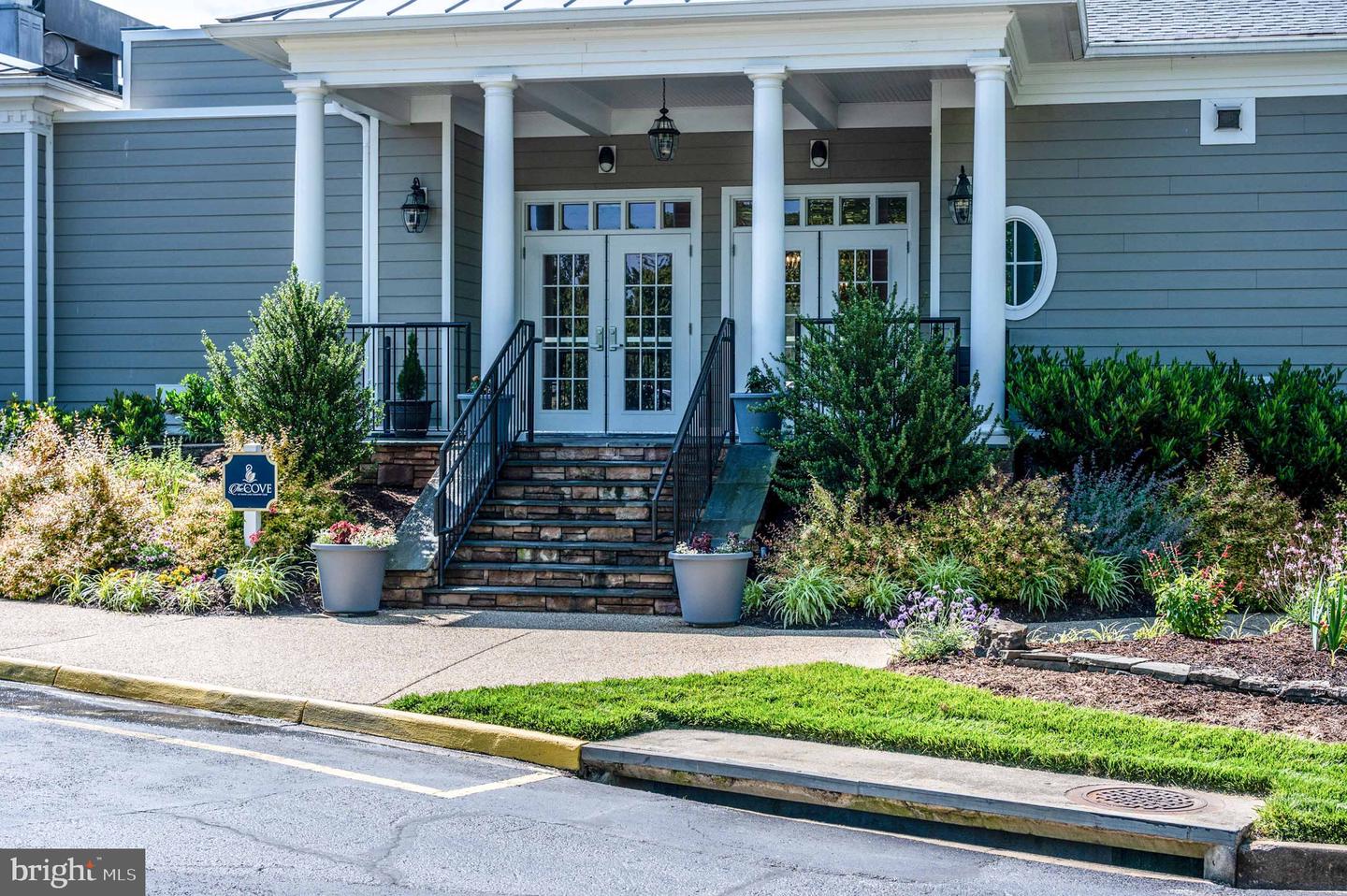 10922 CHATHAM RIDGE WAY, SPOTSYLVANIA, Virginia 22551, 5 Bedrooms Bedrooms, ,4 BathroomsBathrooms,Residential,For sale,10922 CHATHAM RIDGE WAY,VASP2038744 MLS # VASP2038744