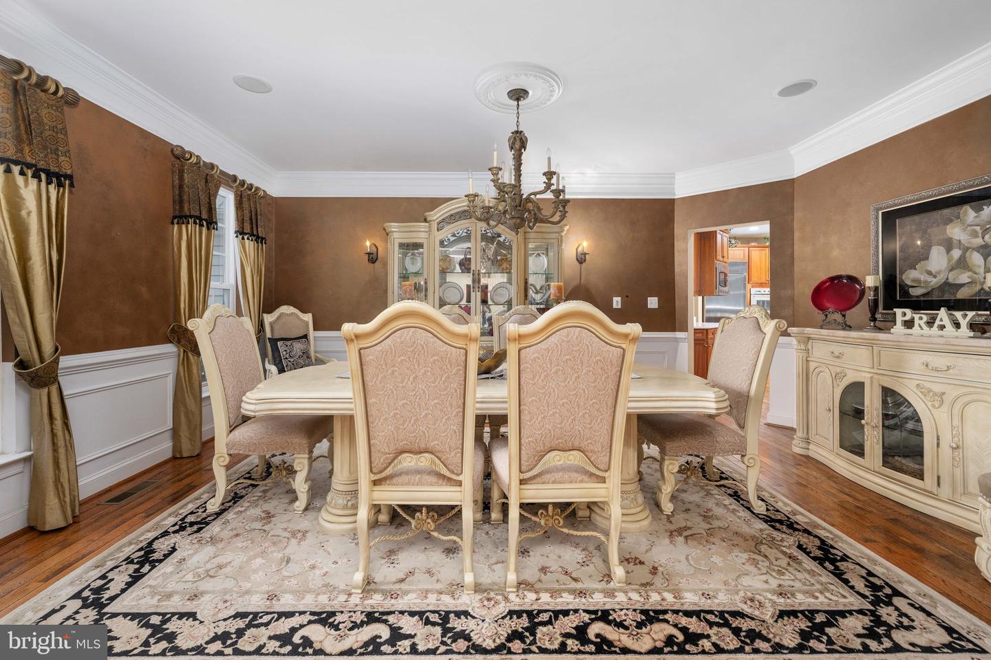 10922 CHATHAM RIDGE WAY, SPOTSYLVANIA, Virginia 22551, 5 Bedrooms Bedrooms, ,4 BathroomsBathrooms,Residential,For sale,10922 CHATHAM RIDGE WAY,VASP2038744 MLS # VASP2038744