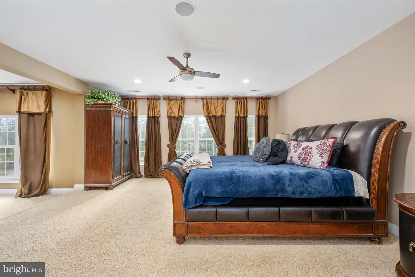 10922 CHATHAM RIDGE WAY, SPOTSYLVANIA, Virginia 22551, 5 Bedrooms Bedrooms, ,4 BathroomsBathrooms,Residential,For sale,10922 CHATHAM RIDGE WAY,VASP2038744 MLS # VASP2038744