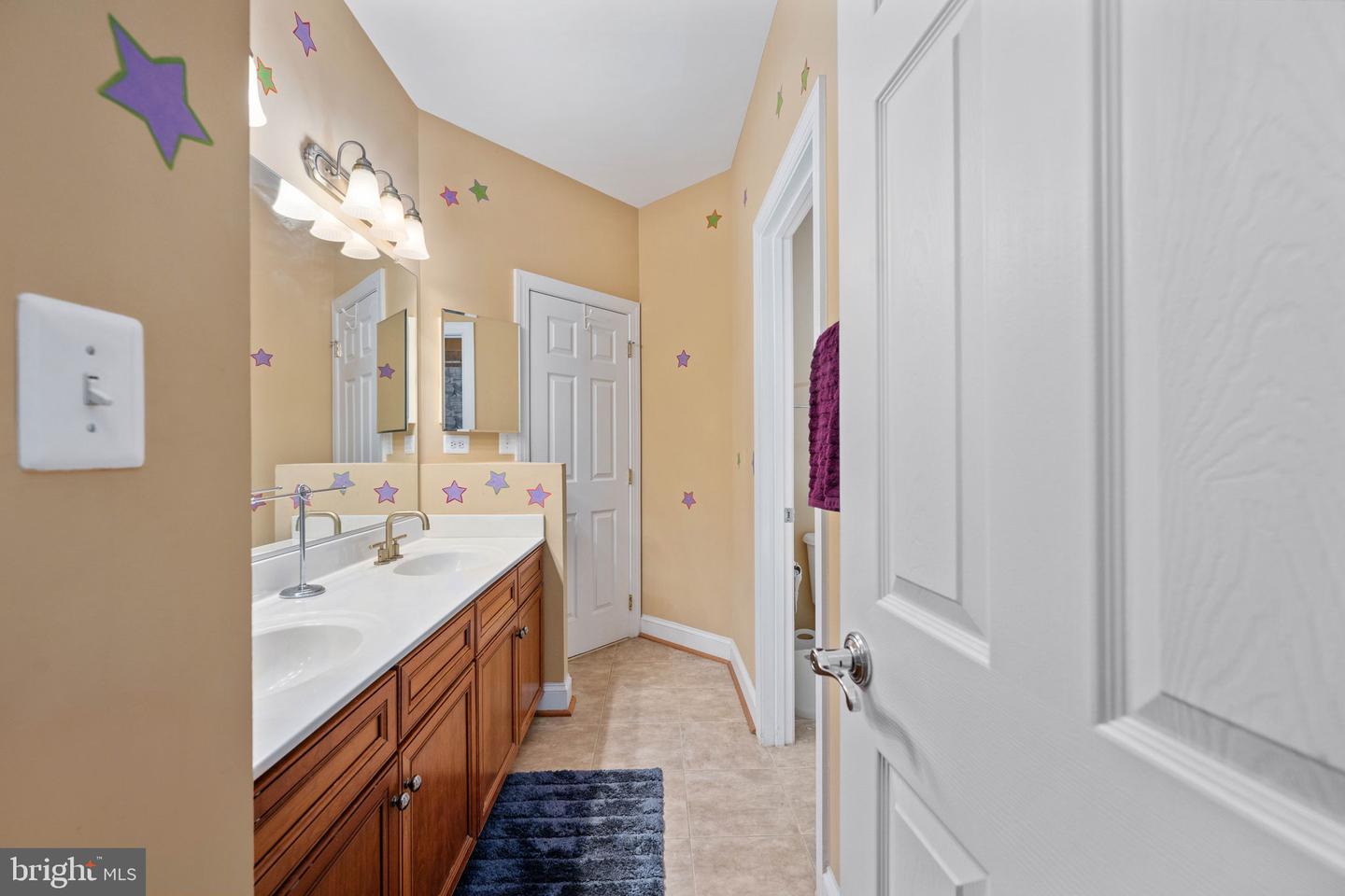 10922 CHATHAM RIDGE WAY, SPOTSYLVANIA, Virginia 22551, 5 Bedrooms Bedrooms, ,4 BathroomsBathrooms,Residential,For sale,10922 CHATHAM RIDGE WAY,VASP2038744 MLS # VASP2038744