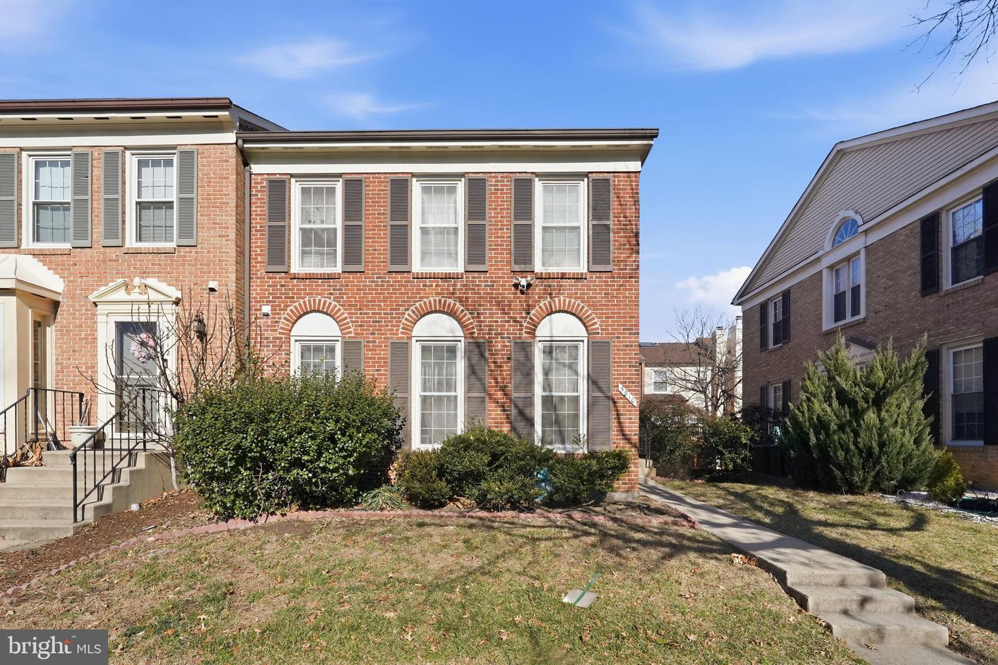 5810 APSLEY HOUSE CT, ALEXANDRIA, Virginia 22310, 3 Bedrooms Bedrooms, ,3 BathroomsBathrooms,Residential,For sale,5810 APSLEY HOUSE CT,VAFX2286556 MLS # VAFX2286556