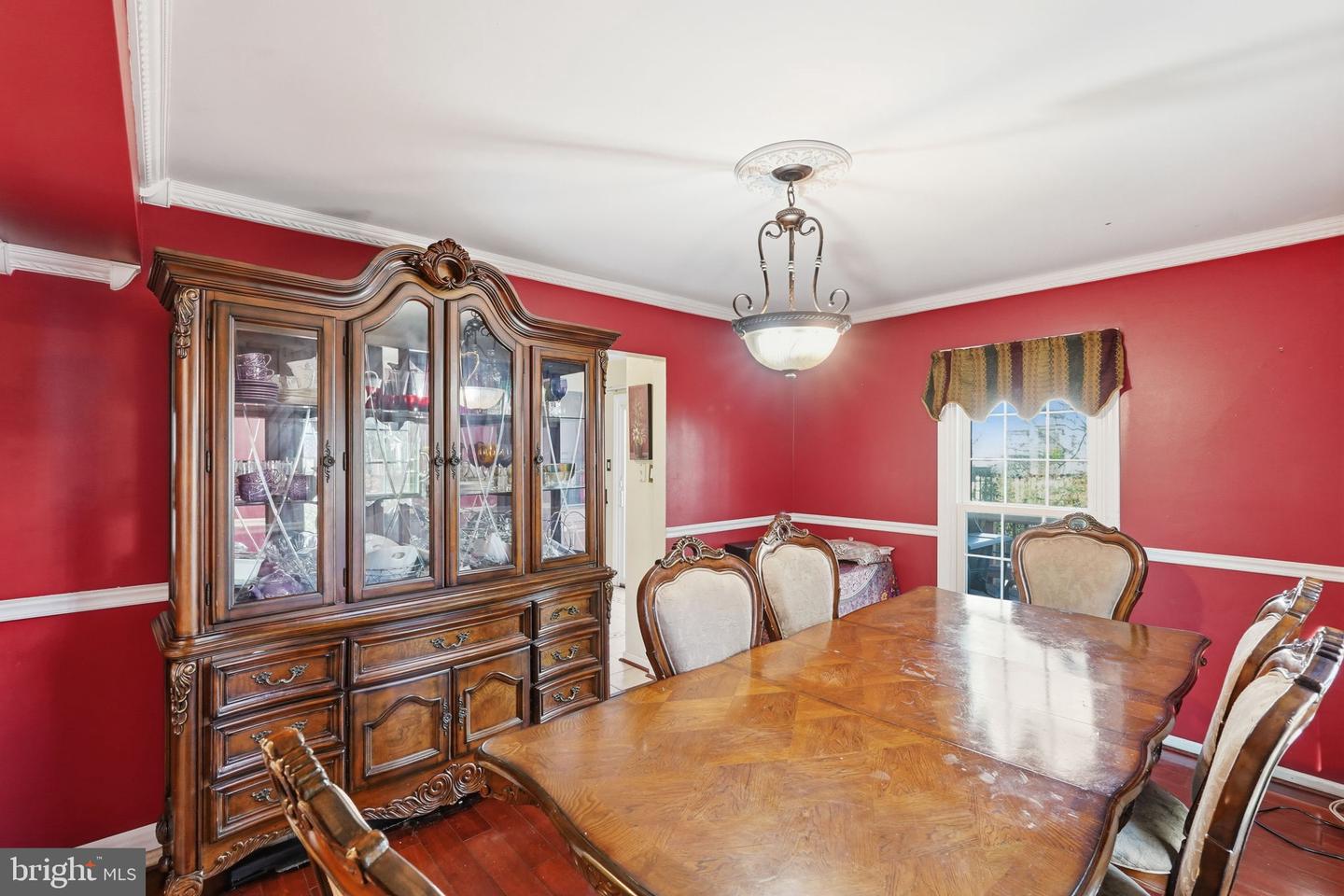 5810 APSLEY HOUSE CT, ALEXANDRIA, Virginia 22310, 3 Bedrooms Bedrooms, ,3 BathroomsBathrooms,Residential,For sale,5810 APSLEY HOUSE CT,VAFX2286556 MLS # VAFX2286556