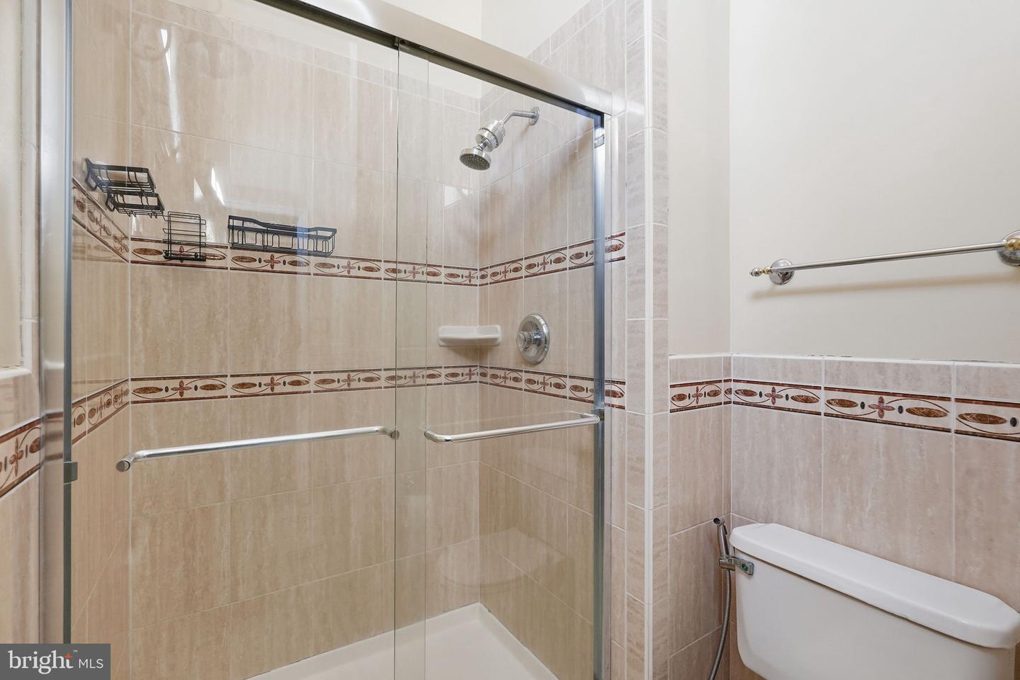 5810 APSLEY HOUSE CT, ALEXANDRIA, Virginia 22310, 3 Bedrooms Bedrooms, ,3 BathroomsBathrooms,Residential,For sale,5810 APSLEY HOUSE CT,VAFX2286556 MLS # VAFX2286556