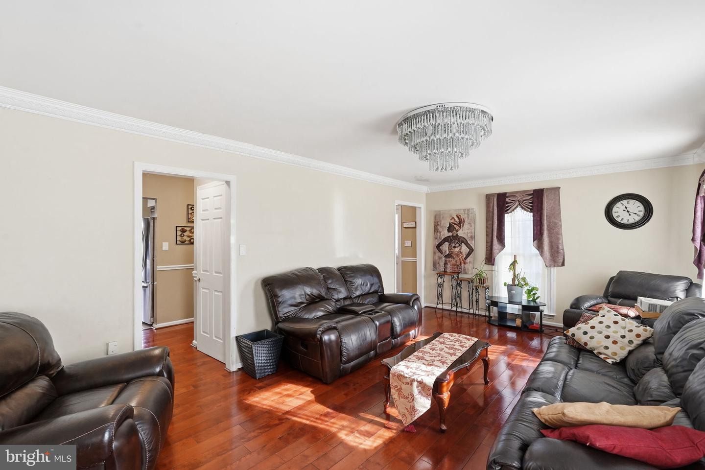 5810 APSLEY HOUSE CT, ALEXANDRIA, Virginia 22310, 3 Bedrooms Bedrooms, ,3 BathroomsBathrooms,Residential,For sale,5810 APSLEY HOUSE CT,VAFX2286556 MLS # VAFX2286556