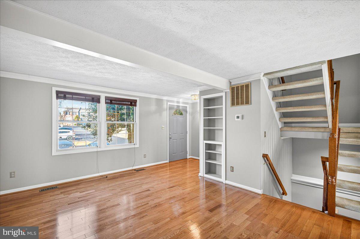 605 RIDGECREST CT, STAFFORD, Virginia 22554, 3 Bedrooms Bedrooms, ,2 BathroomsBathrooms,Residential,For sale,605 RIDGECREST CT,VAST2045366 MLS # VAST2045366