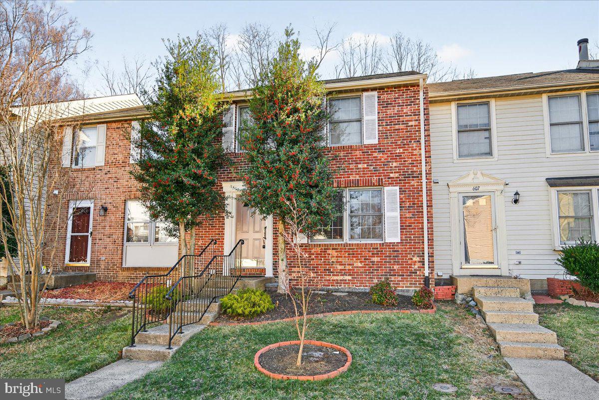 605 RIDGECREST CT, STAFFORD, Virginia 22554, 3 Bedrooms Bedrooms, ,2 BathroomsBathrooms,Residential,For sale,605 RIDGECREST CT,VAST2045366 MLS # VAST2045366