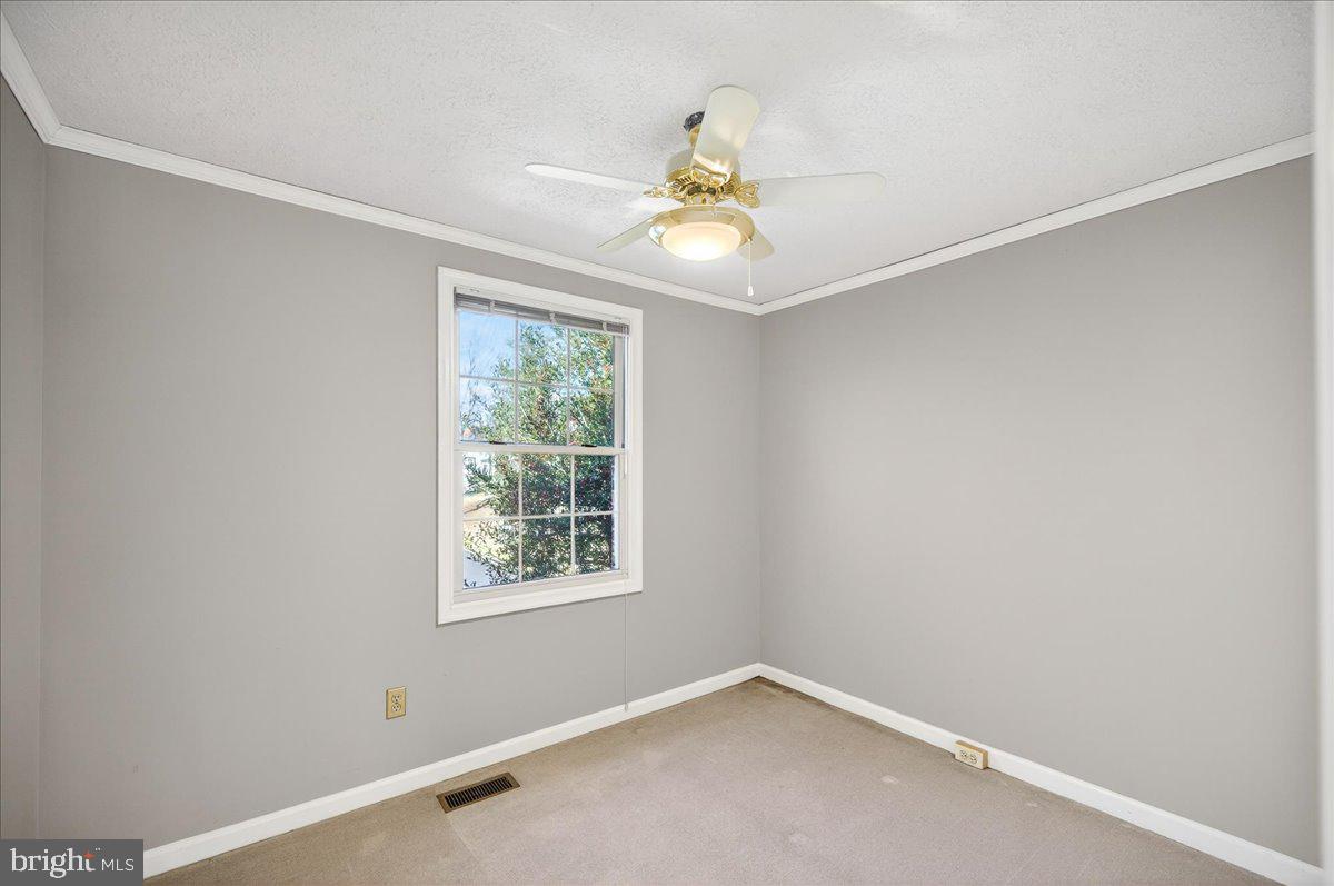 605 RIDGECREST CT, STAFFORD, Virginia 22554, 3 Bedrooms Bedrooms, ,2 BathroomsBathrooms,Residential,For sale,605 RIDGECREST CT,VAST2045366 MLS # VAST2045366