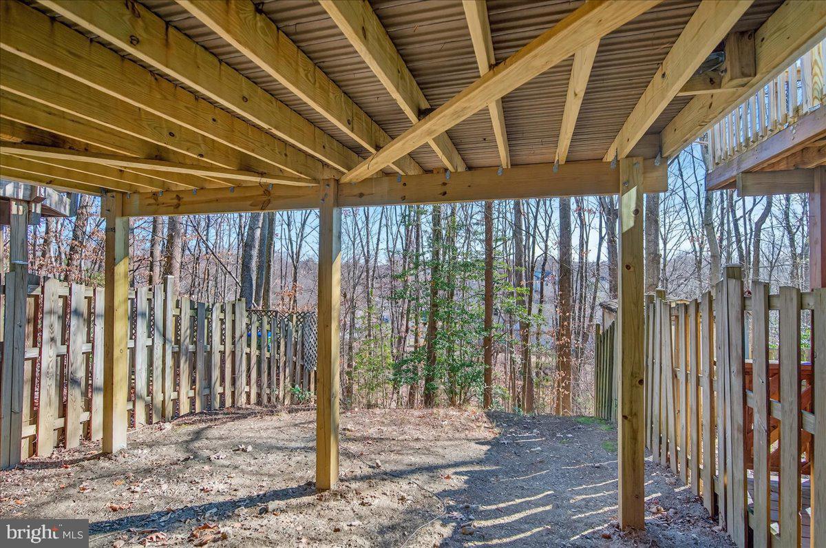 605 RIDGECREST CT, STAFFORD, Virginia 22554, 3 Bedrooms Bedrooms, ,2 BathroomsBathrooms,Residential,For sale,605 RIDGECREST CT,VAST2045366 MLS # VAST2045366