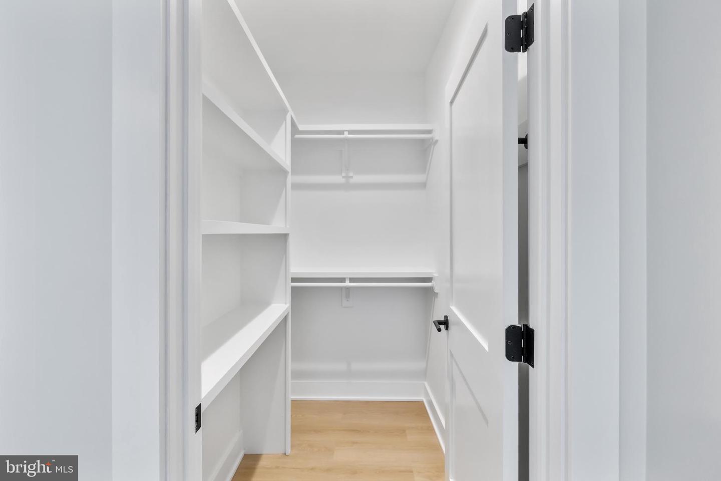 2855 OAK KNOLL DR, FALLS CHURCH, Virginia 22042, 6 Bedrooms Bedrooms, ,6 BathroomsBathrooms,Residential,For sale,2855 OAK KNOLL DR,VAFX2286658 MLS # VAFX2286658 2855 OAK KNOLL DR, FALLS CHURCH, Virginia 22042, 6 Bedrooms Bedrooms, ,6 BathroomsBathrooms,Residential,For sale,2855 OAK KNOLL DR,VAFX2286658 MLS # VAFX2286658