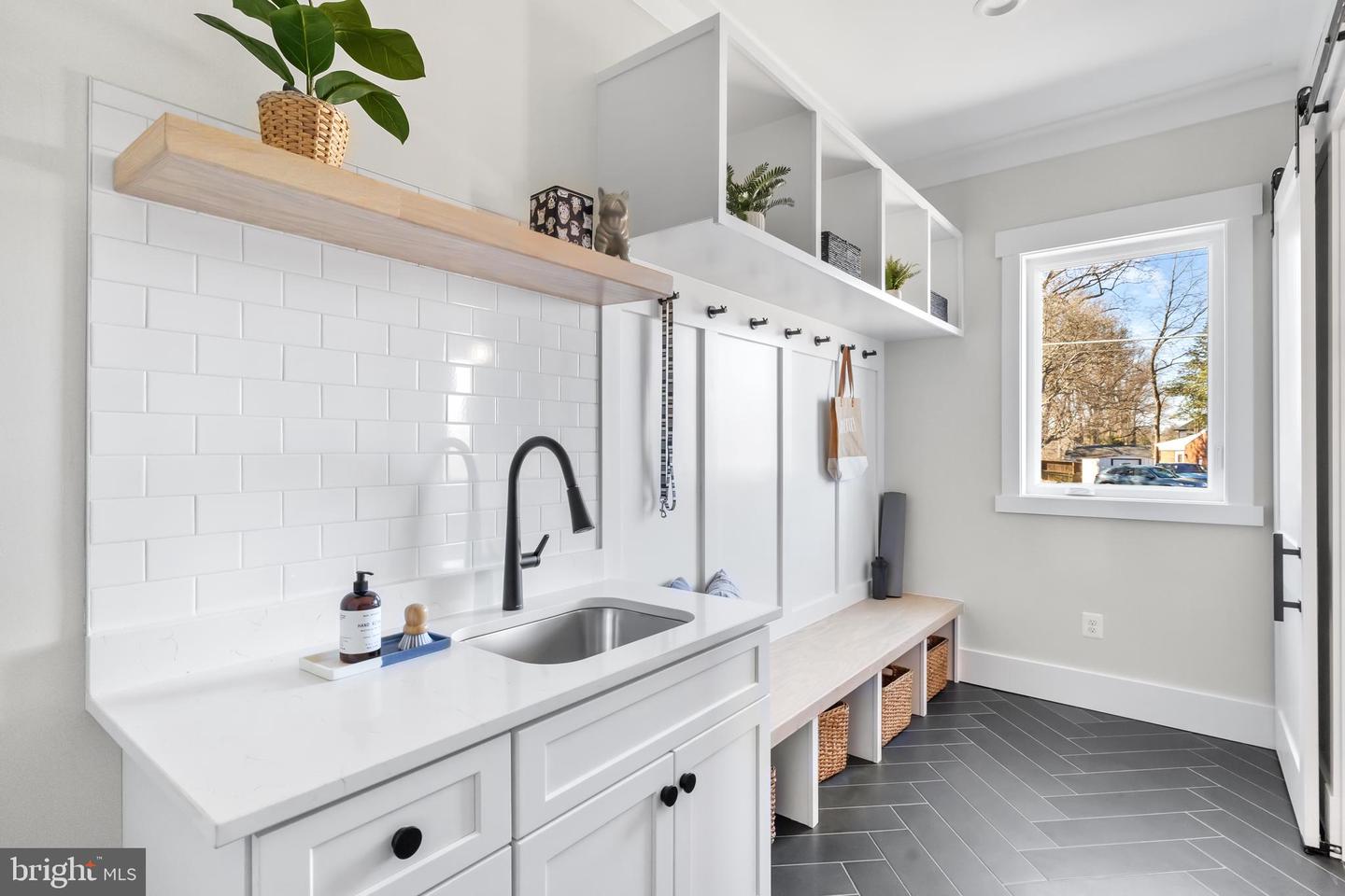 2855 OAK KNOLL DR, FALLS CHURCH, Virginia 22042, 6 Bedrooms Bedrooms, ,6 BathroomsBathrooms,Residential,For sale,2855 OAK KNOLL DR,VAFX2286658 MLS # VAFX2286658 2855 OAK KNOLL DR, FALLS CHURCH, Virginia 22042, 6 Bedrooms Bedrooms, ,6 BathroomsBathrooms,Residential,For sale,2855 OAK KNOLL DR,VAFX2286658 MLS # VAFX2286658