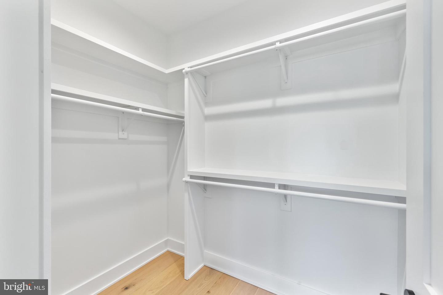 2855 OAK KNOLL DR, FALLS CHURCH, Virginia 22042, 6 Bedrooms Bedrooms, ,6 BathroomsBathrooms,Residential,For sale,2855 OAK KNOLL DR,VAFX2286658 MLS # VAFX2286658 2855 OAK KNOLL DR, FALLS CHURCH, Virginia 22042, 6 Bedrooms Bedrooms, ,6 BathroomsBathrooms,Residential,For sale,2855 OAK KNOLL DR,VAFX2286658 MLS # VAFX2286658