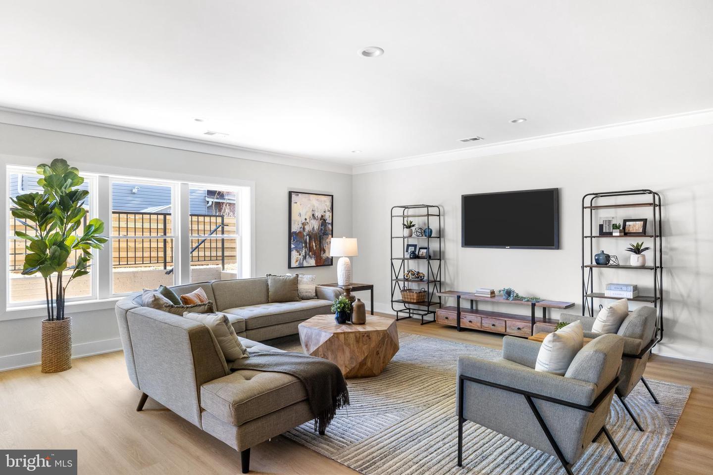 2855 OAK KNOLL DR, FALLS CHURCH, Virginia 22042, 6 Bedrooms Bedrooms, ,6 BathroomsBathrooms,Residential,For sale,2855 OAK KNOLL DR,VAFX2286658 MLS # VAFX2286658 2855 OAK KNOLL DR, FALLS CHURCH, Virginia 22042, 6 Bedrooms Bedrooms, ,6 BathroomsBathrooms,Residential,For sale,2855 OAK KNOLL DR,VAFX2286658 MLS # VAFX2286658