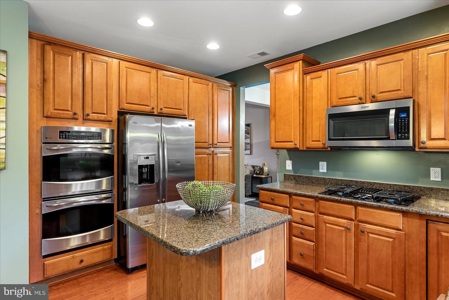 225 FARMINGTON BLVD, WINCHESTER, Virginia 22602, 4 Bedrooms Bedrooms, ,2 BathroomsBathrooms,Residential,For sale,225 FARMINGTON BLVD,VAFV2039100 MLS # VAFV2039100 225 FARMINGTON BLVD, WINCHESTER, Virginia 22602, 4 Bedrooms Bedrooms, ,2 BathroomsBathrooms,Residential,For sale,225 FARMINGTON BLVD,VAFV2039100 MLS # VAFV2039100