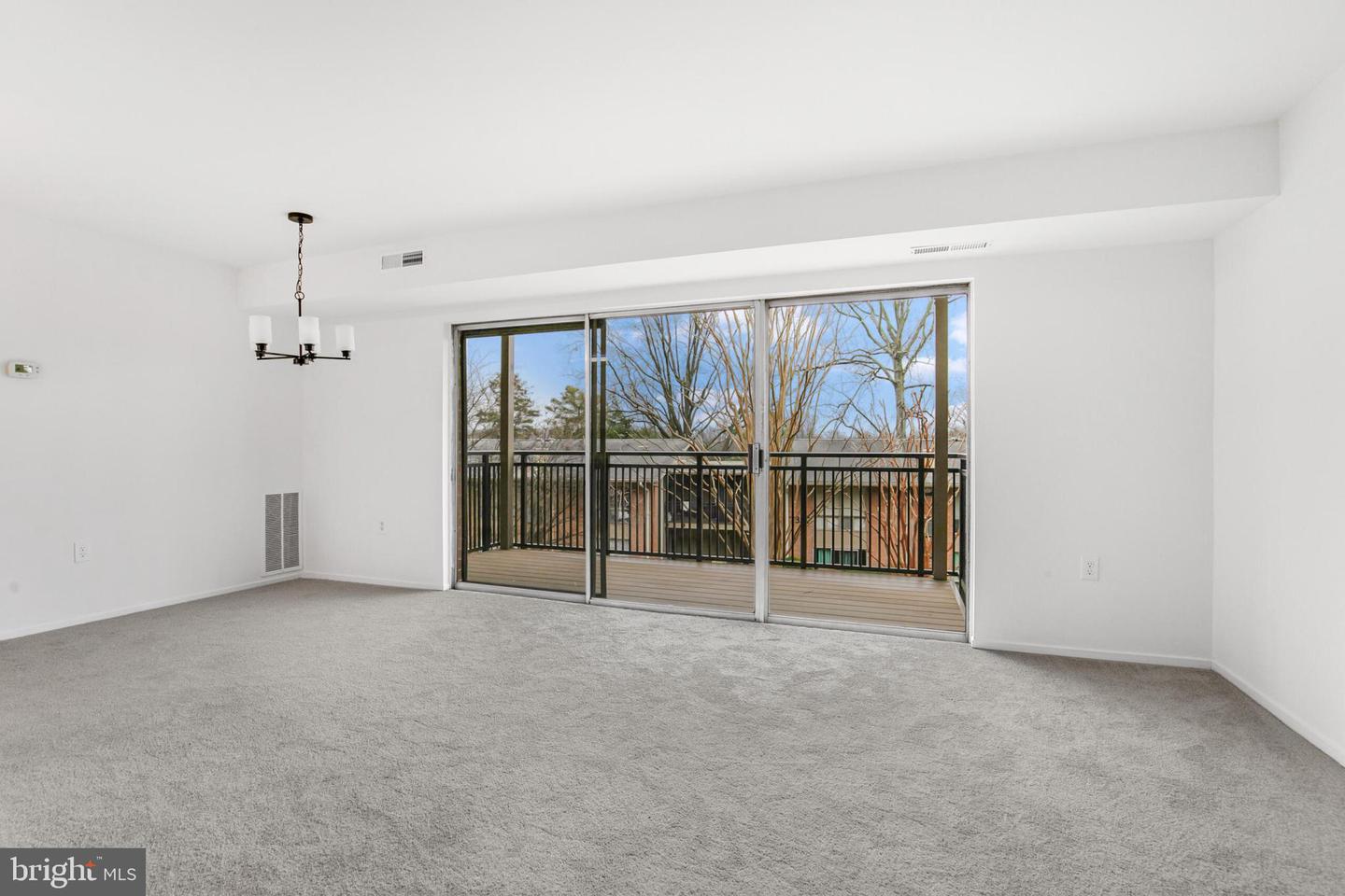 7374 ROUTE 29 #74/102, FALLS CHURCH, Virginia 22046, 3 Bedrooms Bedrooms, ,1 BathroomBathrooms,Residential,For sale,7374 ROUTE 29 #74/102,VAFX2286710 MLS # VAFX2286710 7374 ROUTE 29 #74/102, FALLS CHURCH, Virginia 22046, 3 Bedrooms Bedrooms, ,1 BathroomBathrooms,Residential,For sale,7374 ROUTE 29 #74/102,VAFX2286710 MLS # VAFX2286710