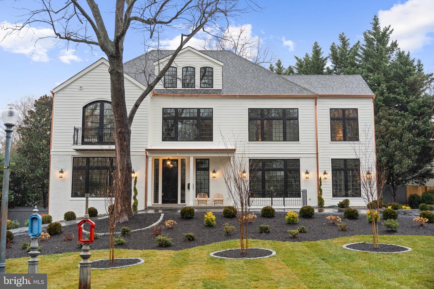 5125 UPTON ST NW, WASHINGTON, District Of Columbia 20016, 6 Bedrooms Bedrooms, ,7 BathroomsBathrooms,Residential,For sale,5125 UPTON ST NW,DCDC2242358 MLS # DCDC2242358