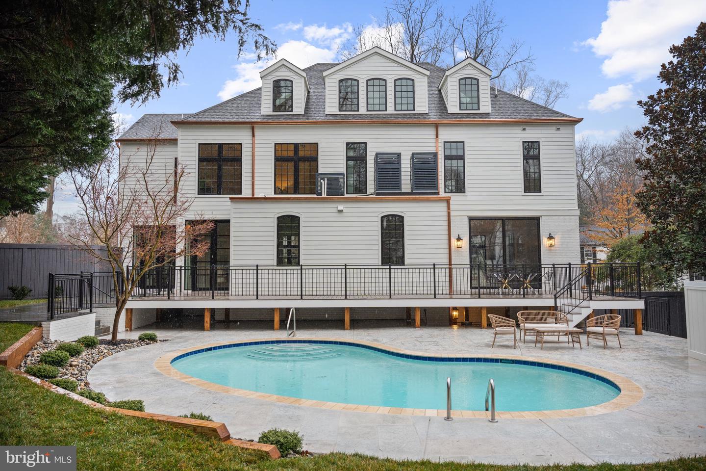 5125 UPTON ST NW, WASHINGTON, District Of Columbia 20016, 6 Bedrooms Bedrooms, ,7 BathroomsBathrooms,Residential,For sale,5125 UPTON ST NW,DCDC2242358 MLS # DCDC2242358